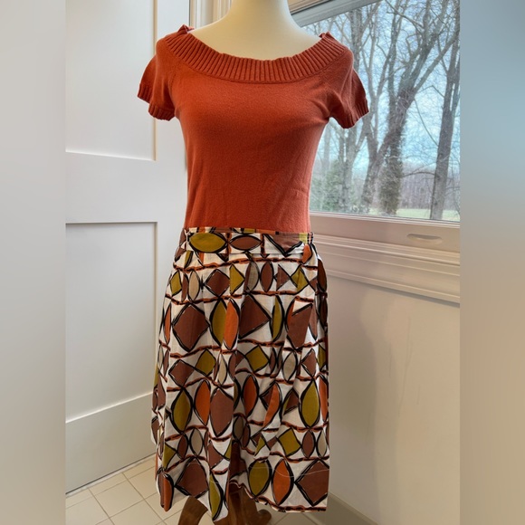 BCBG maxazria women top and skirt set - top: size L; skirt: size:6 - Picture 4 of 14